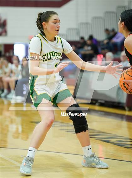 Thumbnail 3 in Eureka vs. Wells (NIAA 1A East League Semifinals) photogallery.