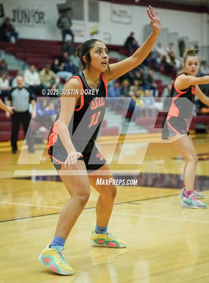Thumbnail 3 in Eureka vs. Wells (NIAA 1A East League Semifinals) photogallery.