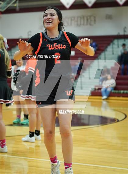 Thumbnail 2 in Eureka vs. Wells (NIAA 1A East League Semifinals) photogallery.