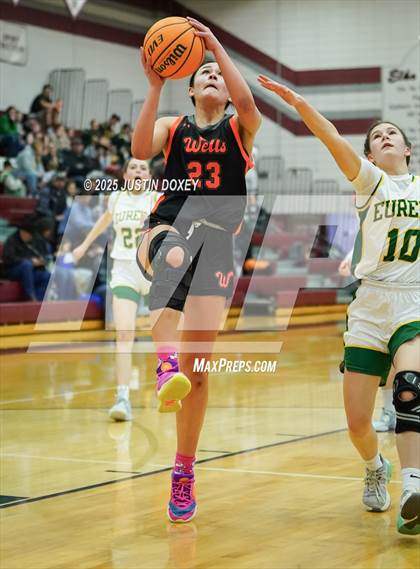 Thumbnail 2 in Eureka vs. Wells (NIAA 1A East League Semifinals) photogallery.