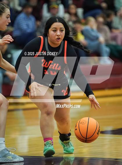 Thumbnail 1 in Eureka vs. Wells (NIAA 1A East League Semifinals) photogallery.