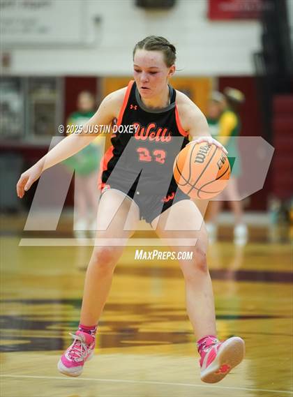 Thumbnail 3 in Eureka vs. Wells (NIAA 1A East League Semifinals) photogallery.