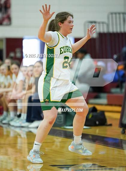 Thumbnail 3 in Eureka vs. Wells (NIAA 1A East League Semifinals) photogallery.