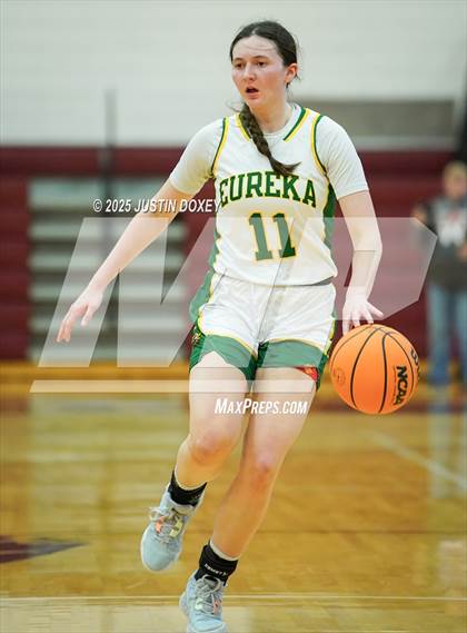 Thumbnail 1 in Eureka vs. Wells (NIAA 1A East League Semifinals) photogallery.