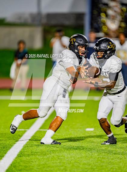 Thumbnail 2 in Galena Park @ Milby photogallery.