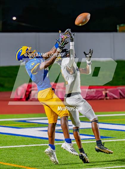 Thumbnail 3 in Galena Park @ Milby photogallery.