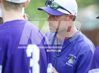 Thumbnail 2 in Valmeyer vs Lebanon (IHSA 1A Regional Semifinals) photogallery.
