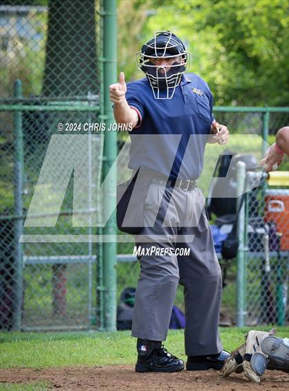 Thumbnail 2 in Valmeyer vs Lebanon (IHSA 1A Regional Semifinals) photogallery.