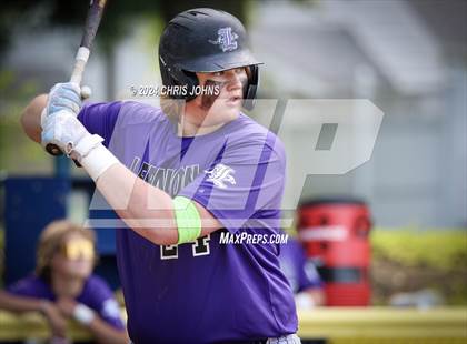 Thumbnail 3 in Valmeyer vs Lebanon (IHSA 1A Regional Semifinals) photogallery.
