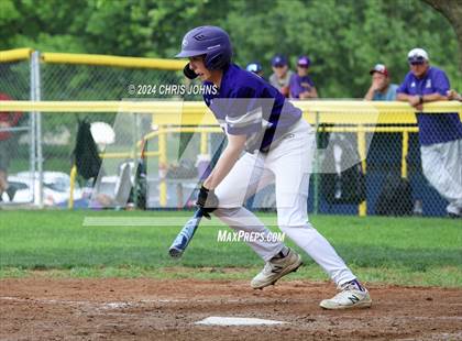 Thumbnail 1 in Valmeyer vs Lebanon (IHSA 1A Regional Semifinals) photogallery.
