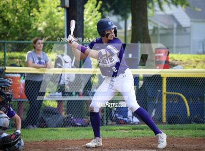 Thumbnail 3 in Valmeyer vs Lebanon (IHSA 1A Regional Semifinals) photogallery.