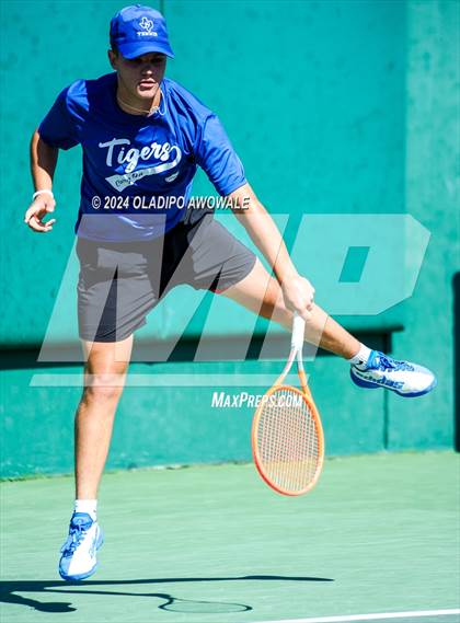 Thumbnail 3 in China Spring vs Wills Point (UIL 4A Tennis Semifinals) photogallery.