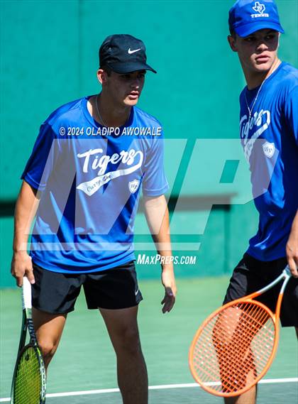 Thumbnail 2 in China Spring vs Wills Point (UIL 4A Tennis Semifinals) photogallery.