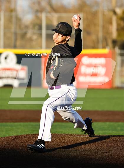 Thumbnail 2 in Campbell County vs Conner (Dirty Hat Classic) photogallery.