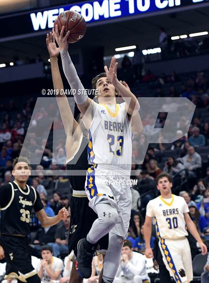 Thumbnail 2 in Foothill vs. Mt. Shasta (CIF State D5 Final) photogallery.