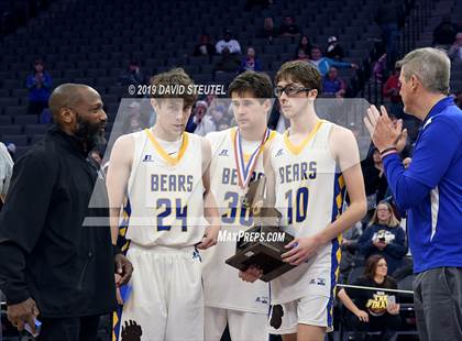 Thumbnail 2 in Foothill vs. Mt. Shasta (CIF State D5 Final) photogallery.