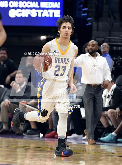 Thumbnail 3 in Foothill vs. Mt. Shasta (CIF State D5 Final) photogallery.