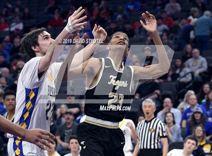 Thumbnail 2 in Foothill vs. Mt. Shasta (CIF State D5 Final) photogallery.