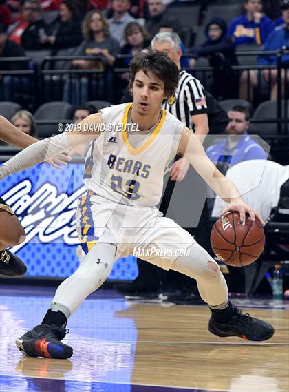Thumbnail 2 in Foothill vs. Mt. Shasta (CIF State D5 Final) photogallery.