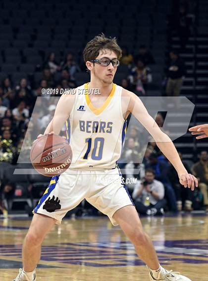 Thumbnail 1 in Foothill vs. Mt. Shasta (CIF State D5 Final) photogallery.