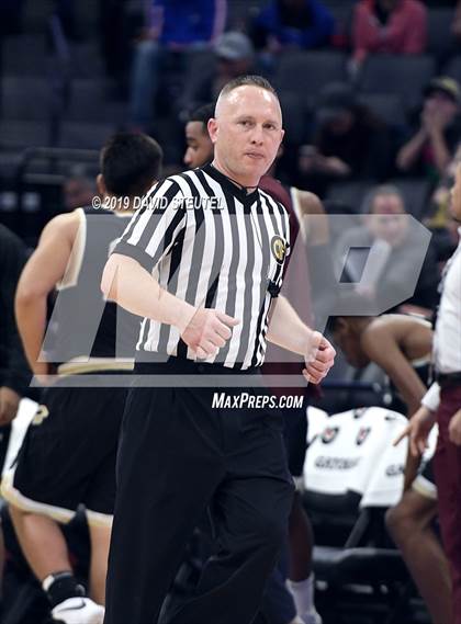 Thumbnail 3 in Foothill vs. Mt. Shasta (CIF State D5 Final) photogallery.