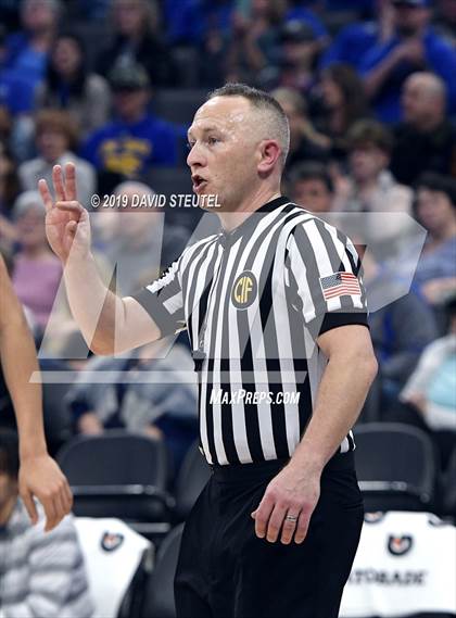 Thumbnail 2 in Foothill vs. Mt. Shasta (CIF State D5 Final) photogallery.