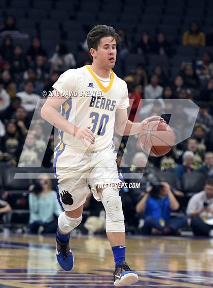 Thumbnail 3 in Foothill vs. Mt. Shasta (CIF State D5 Final) photogallery.