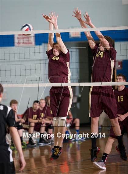 Thumbnail 2 in Canastota vs Germantown (NYSPHSAA Class C/D Regional Championship) photogallery.
