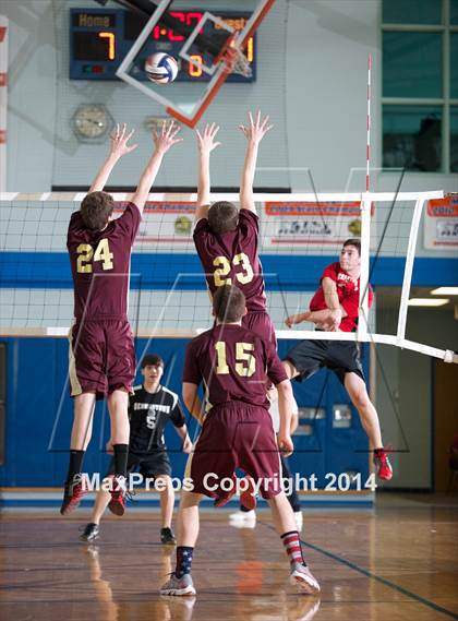 Thumbnail 3 in Canastota vs Germantown (NYSPHSAA Class C/D Regional Championship) photogallery.