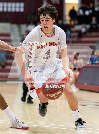 Thumbnail 2 in Half Moon Bay vs. Santa Cruz (CIF CCS D4 Final) photogallery.