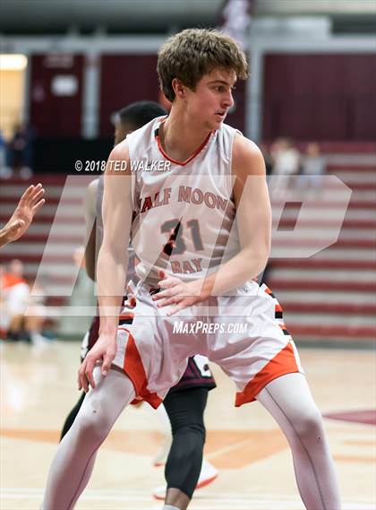 Thumbnail 3 in Half Moon Bay vs. Santa Cruz (CIF CCS D4 Final) photogallery.