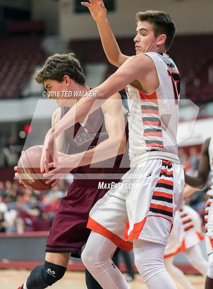 Thumbnail 2 in Half Moon Bay vs. Santa Cruz (CIF CCS D4 Final) photogallery.
