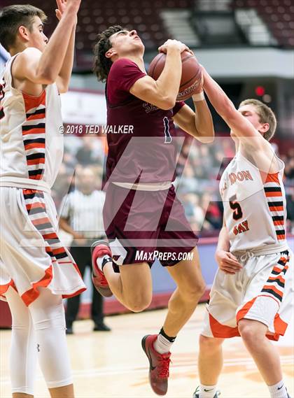 Thumbnail 2 in Half Moon Bay vs. Santa Cruz (CIF CCS D4 Final) photogallery.