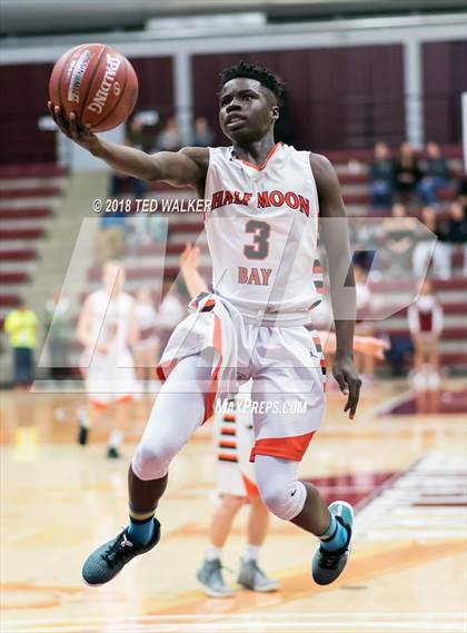 Thumbnail 2 in Half Moon Bay vs. Santa Cruz (CIF CCS D4 Final) photogallery.