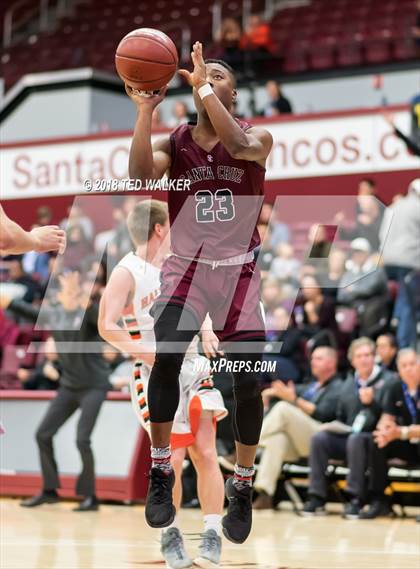 Thumbnail 1 in Half Moon Bay vs. Santa Cruz (CIF CCS D4 Final) photogallery.