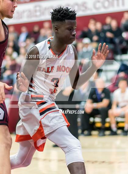 Thumbnail 2 in Half Moon Bay vs. Santa Cruz (CIF CCS D4 Final) photogallery.