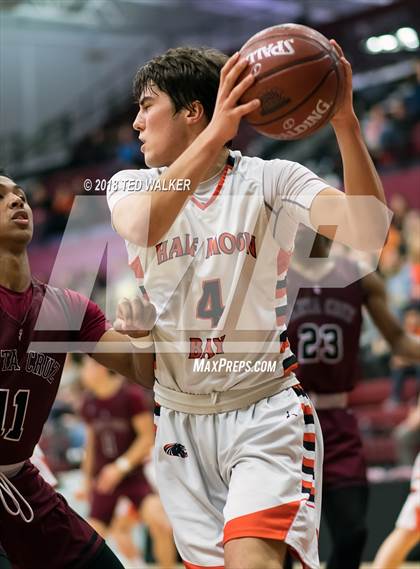 Thumbnail 3 in Half Moon Bay vs. Santa Cruz (CIF CCS D4 Final) photogallery.