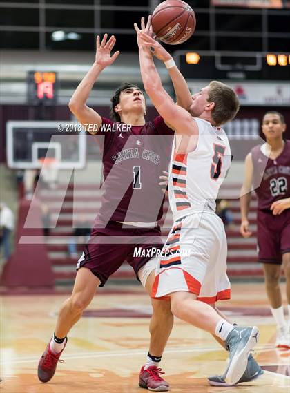 Thumbnail 2 in Half Moon Bay vs. Santa Cruz (CIF CCS D4 Final) photogallery.