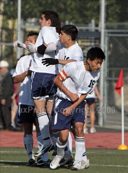 Thumbnail 2 in Burbank @ Crescenta Valley photogallery.