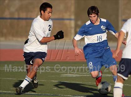 Thumbnail 2 in Burbank @ Crescenta Valley photogallery.