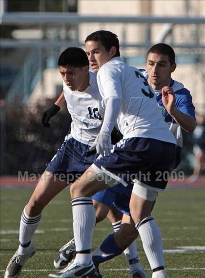 Thumbnail 1 in Burbank @ Crescenta Valley photogallery.