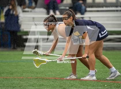 Thumbnail 2 in Shoreham-Wading River vs Bayport-Blue Point photogallery.