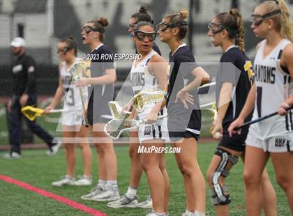 Thumbnail 3 in Shoreham-Wading River vs Bayport-Blue Point photogallery.