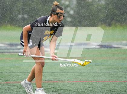 Thumbnail 3 in Shoreham-Wading River vs Bayport-Blue Point photogallery.