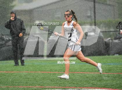 Thumbnail 2 in Shoreham-Wading River vs Bayport-Blue Point photogallery.