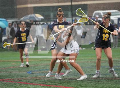 Thumbnail 2 in Shoreham-Wading River vs Bayport-Blue Point photogallery.