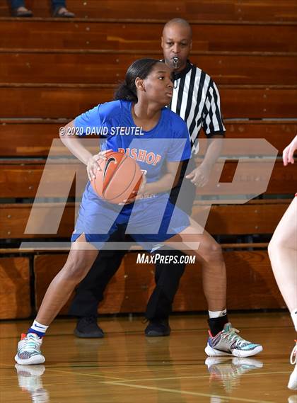 Thumbnail 1 in Bishop Gorman vs. Regis Jesuit (MLK Showcase) photogallery.