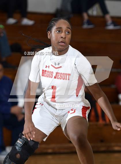 Thumbnail 3 in Bishop Gorman vs. Regis Jesuit (MLK Showcase) photogallery.