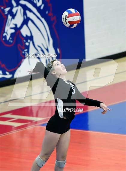 Thumbnail 2 in Northwest Christian vs. Valley Christian (AIA 3A Final)  photogallery.