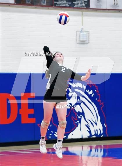 Thumbnail 1 in Northwest Christian vs. Valley Christian (AIA 3A Final)  photogallery.